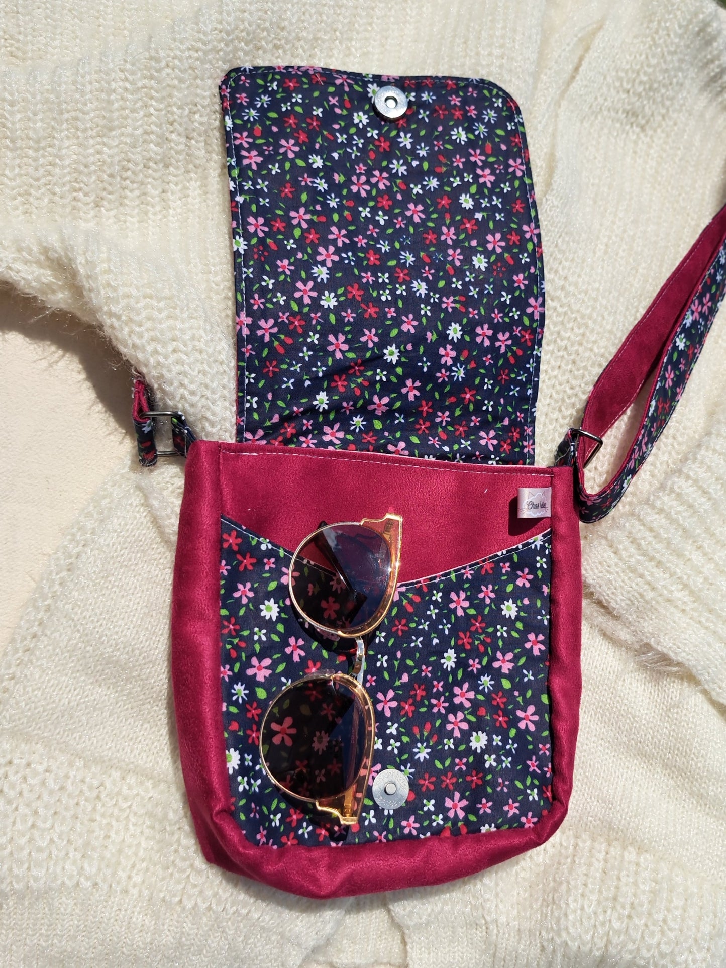 Sac besace fleuri fushia